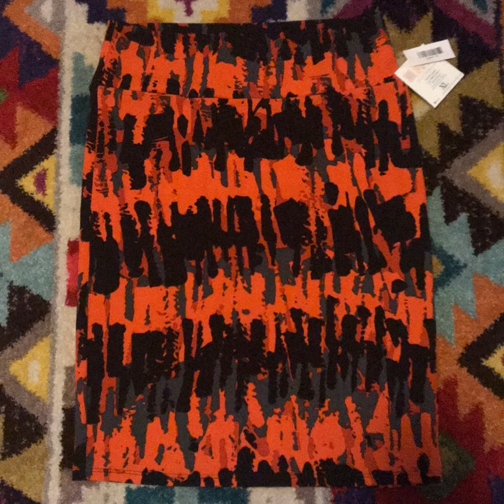 Lularoe Printed Cassie Pencil Skirt
